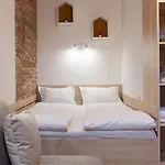 7 Apartment