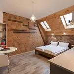 7 Apartamento Leópolis