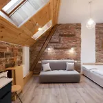 7 Apartamento Leópolis